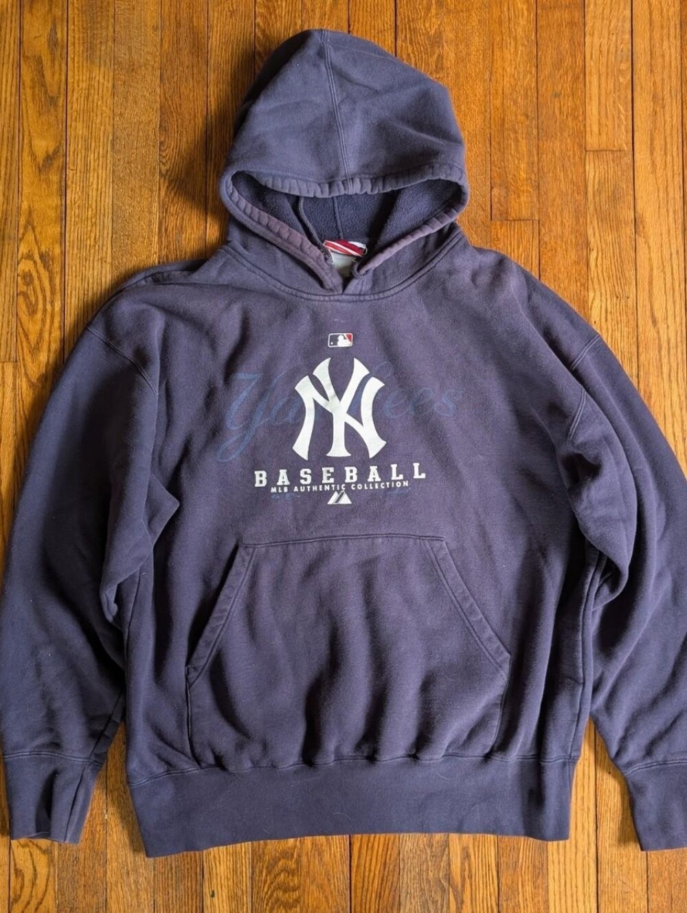 Y2k Vintage New York Yankees Majestic MLB Hoodie Sweatshirt
